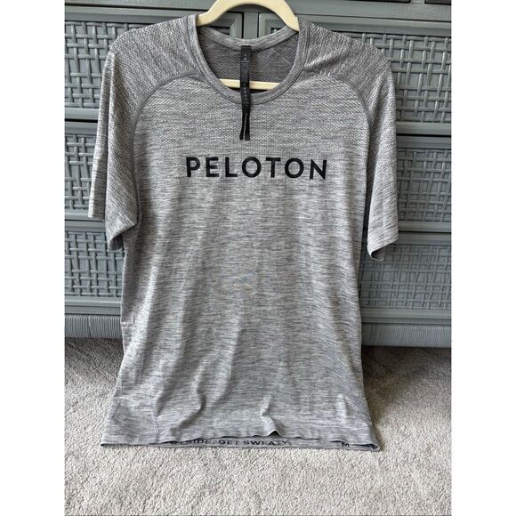 NWOT LULULEMON x Peloton men’s swiftly tech gray t shirt, $78 Med E20 - Picture 1 of 6